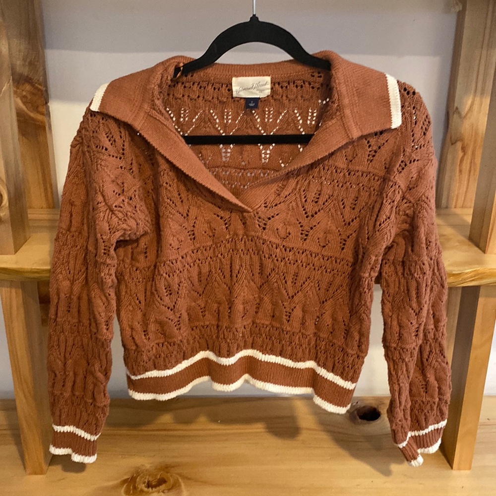 Retro style sweater universal thread small 70’s